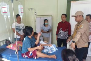 Puluhan Jemaat BNKP Keracunan