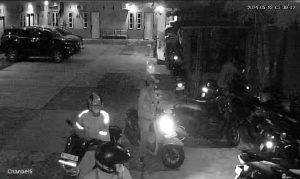 Terekam CCTV, Komplotan Pelaku Curanmor Gasak 2 Motor Dari Indekos di Medan