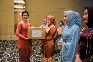 Peringati Hari Kartini, TP PKK Kota Medan Gelar Fashion Show Kebaya