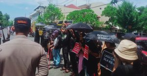 Desak Pengusutan Tuntas, KKJ Sumut dan LBH Medan Geruduk Pomdam I/BB