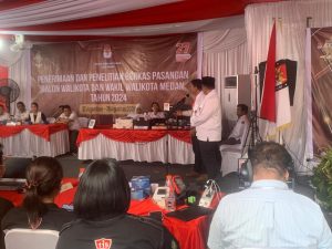 Tagline Medan Berani, Prof Ridha-Abdul Rani Mendaftar ke KPU Medan
