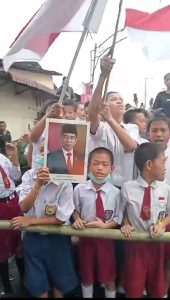 Indonesia Belum Merdeka! Ratusan Anak Bolos Sekolah Memperjuangkan Tempat Tinggalnya