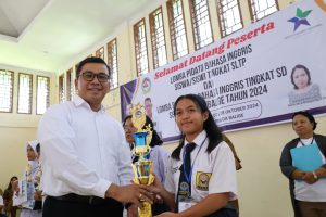 Pentingnya Kecakapan Berbahasa Inggris di Era Globalisasi, Pjs Bupati Toba: Ini Event yang Harus Berkelanjutan