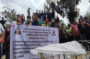 Tuntut Perbaikan Jalur Medan – Berastagi, FORMANAS Datangi Kantor Gubernur Sumut