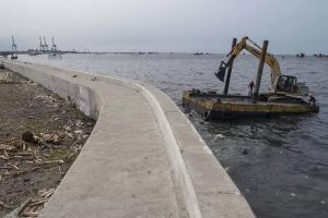 Warga Belawan Keluhkan Tanggul Laut, Gibson Panjaitan: Pengerjaan Masih Berlangsung