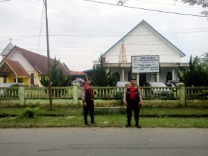 Rutinitas Polres Langkat Lakukan Pengamanan di Rumah Ibadah