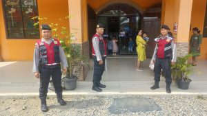 Personel Sat Samapta Polres Langkat Laksanakan Pengamanan dan Patroli di Gereja