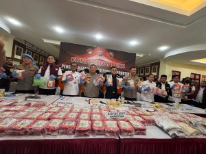 Tengah Malam Aksi Kejar-Kejaran Dramatis di Laut, Bea Cukai Batam Gagalkan Penyelundupan 93 Kilogram Sabu dari Kapal Nelayan