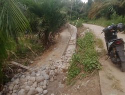 Pembangunan Jalan Usaha Tani Mudahkan Akses Transportasi Dan Aksebilitas Bagi Warga Desa Saragih Barat Kecamatan Manduamas