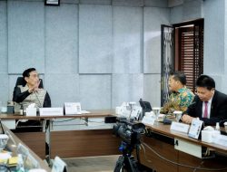 Baru Dilantik Jadi Sekdaprov Sumut, Togap Simangunsong Langsung Bahas KEK Danau Toba dengan Luhut Binsar Pandjaitan