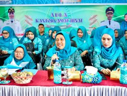 Ketua TP PKK Ny. Endang Syah Afandin Ajak Ibu PKK Peduli Kesehatan Perempuan