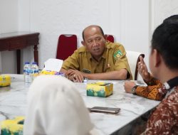 Syah Afandin Lepas Putri Langkat Wakili Sumut di MTQ Mahasiswa Nasional