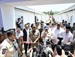 Gubernur Bobby Nasution Dampingi Mendagri Resmikan Huntara dan Penyerahan Bantuan Dana Tunggu Hunian di Tapsel