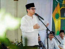 Jelang Ramadhan 1447 H, Rico Waas Punggahan bersama Warga dan Bantu Masjid Ikhwanul Muslimin Medan Amplas