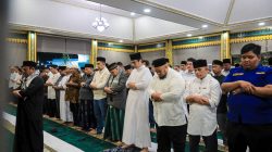 Malam Penuh Berkah di Bulan Ramadhan, Rico Waas Perkuat Ukhuwah Lewat Tarawih Bersama Warga Medan Selayang