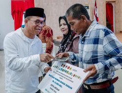 Zakiyuddin Harahap Salurkan Bantuan Perbaikan Rumah Korban Siklon Senyar