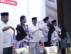Zakiyuddin Harahap Serahkan Santunan Anak Yatim pada Buka Puasa Bersama DPD Gerindra Sumut