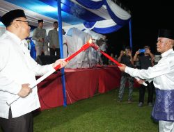 Gema Takbir Iringi Pawai Obor Malam Takbiran di Pantai Labu
