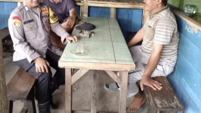 Bhabinkamtibmas Polsek Tanjung Pura Aktif Sambangi Warga, Ajak Jaga Kamtibmas di Desa Kwala Langkat