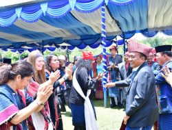 Wabup Samosir Hadiri Mangase Taon Hari Kedua