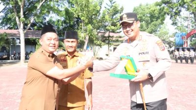 Kapolres Langkat Terima Penghargaan dari 18 Kepala Desa, Tegaskan Komitmen Polri untuk Masyarakat