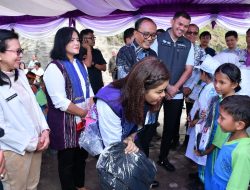 Dua Hari di Samosir, Ketua Pembina Posyandu Sumut Kahiyang Ayu Pastikan Pelayanan Posyandu Berjalan Optimal