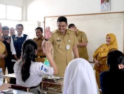 Gubernur Bobby Nasution Tegaskan Komite Sekolah Jangan Jadi Beban Peserta Didik