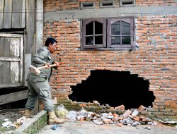PD Aneka Industri dan Jasa Sumut Tertibkan Aset Eks Bioskop Ria Binjai