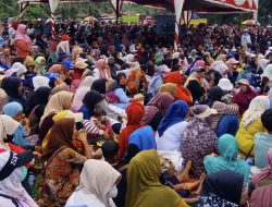 Tuntut Pencairan Bantuan Korban Banjir Bandang 2025, Ribuan Masyarakat Blokade Jalinsum