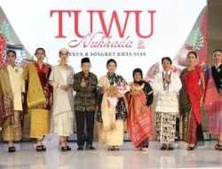Tuwu Nukhada Optimis Tenun Nias Tembus Pasar Dunia Saat Pameran INACRAFT Festival Yogyakarta