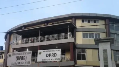 Pemilik Dapur SPPG yang Berdampingan Dengan Kandang Ternak Babi Disebut-sebut Merupakan Pimpinan DPRD Nias Utara