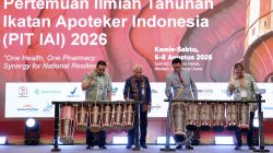 Wagub Surya Tekankan Pentingnya Kolaborasi  Pemerintah dan Apoteker Hadapi Tantangan Kesehatan Global