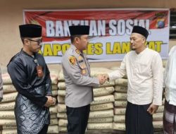 Kapolres Langkat Beri Bantuan Material Kepada BKM Mesjid Al-Ikhlas