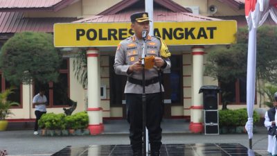 Kapolres Langkat Pimpin Apel Operasi Patuh Toba 2026
